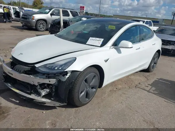 5YJ3E1EA5LF504488 2020 TESLA MODEL 3 - Image 2