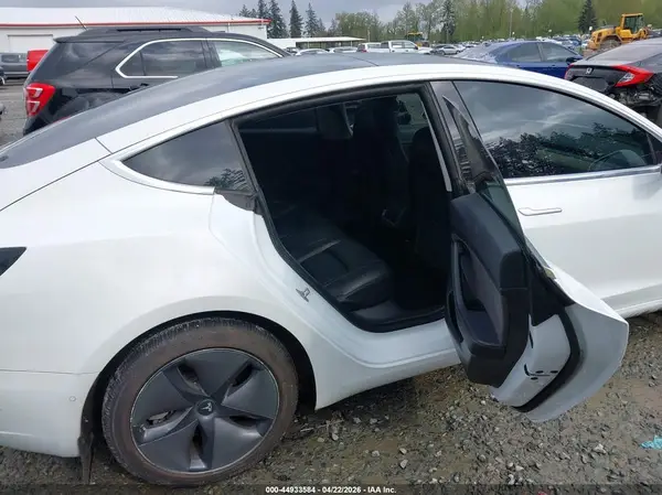 5YJ3E1EA5LF597741 2020 TESLA MODEL 3 - Image 8