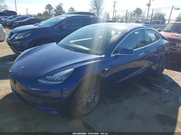 5YJ3E1EA5LF612030 2020 TESLA MODEL 3 - Image 2