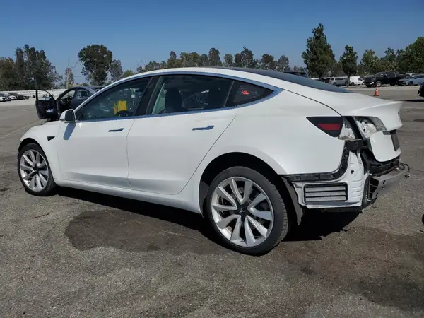 5YJ3E1EA5LF614795 2020 TESLA MODEL 3 - Image 2
