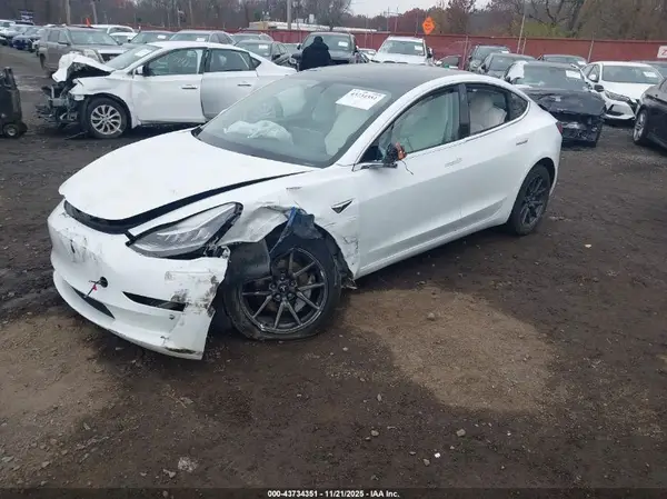 5YJ3E1EA5LF615610 2020 TESLA MODEL 3 - Image 2