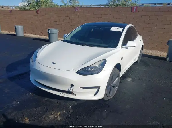 5YJ3E1EA5LF634030 2020 TESLA MODEL 3 - Image 2