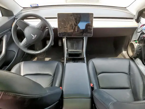 5YJ3E1EA5LF634318 2020 TESLA MODEL 3 - Image 8