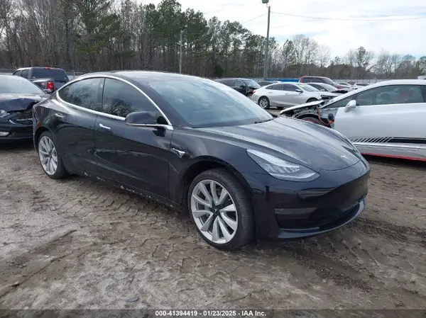5YJ3E1EA5LF660840 2020 TESLA MODEL 3 - Image 1