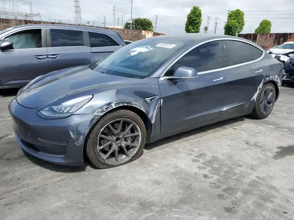 5YJ3E1EA5LF704996 2020 TESLA MODEL 3 - Image 1