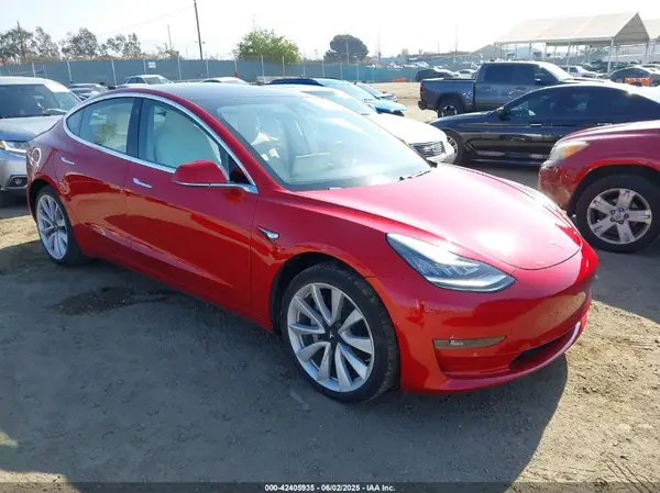 5YJ3E1EA5LF710197 2020 TESLA MODEL 3 - Image 1