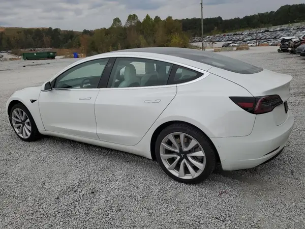 5YJ3E1EA5LF717666 2020 TESLA MODEL 3 - Image 2
