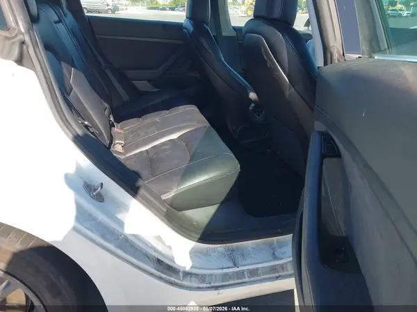 5YJ3E1EA5LF737402 2020 TESLA MODEL 3 - Image 8
