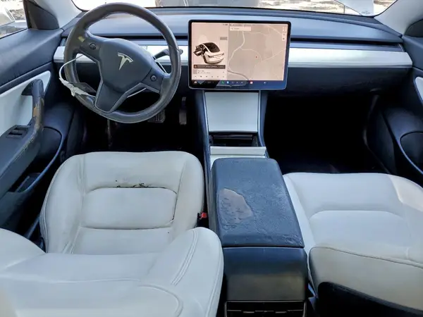 5YJ3E1EA5LF738243 2020 TESLA MODEL 3 - Image 8