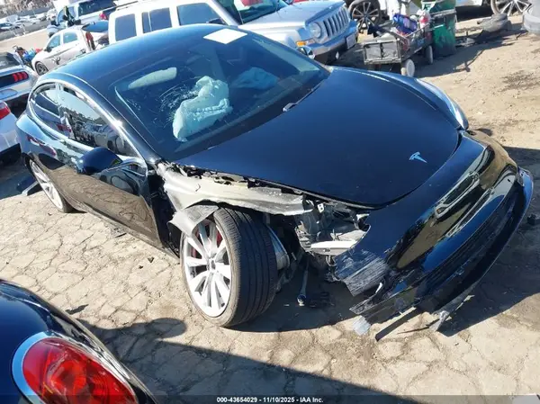 5YJ3E1EA5LF743703 2020 TESLA MODEL 3 - Image 1