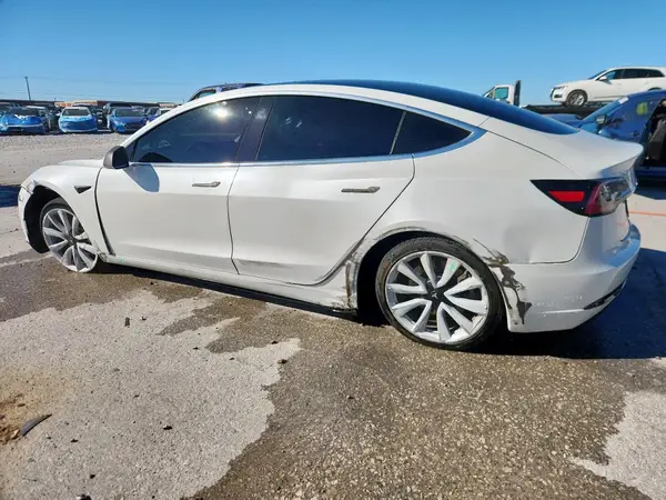 5YJ3E1EA5LF743846 2020 TESLA MODEL 3 - Image 2