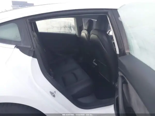 5YJ3E1EA5LF744897 2020 TESLA MODEL 3 - Image 8