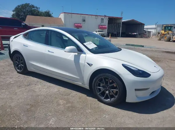 5YJ3E1EA5LF793291 2020 TESLA MODEL 3 - Image 1