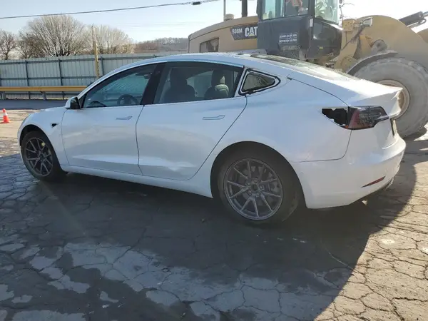 5YJ3E1EA5LF803818 2020 TESLA MODEL 3 - Image 2