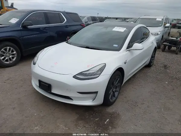 5YJ3E1EA5LF808484 2020 TESLA MODEL 3 - Image 2