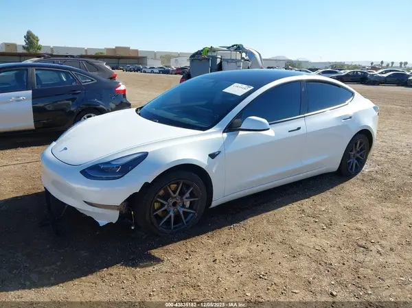 5YJ3E1EA5MF002114 2021 TESLA MODEL 3 - Image 2