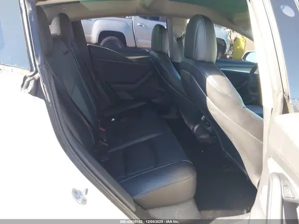 5YJ3E1EA5MF002114 2021 TESLA MODEL 3 - Image 8