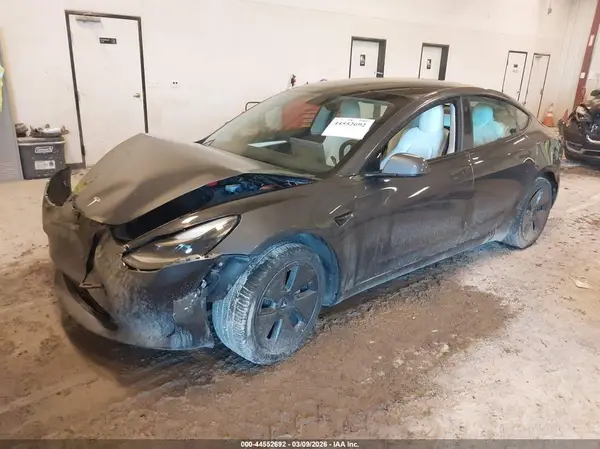 5YJ3E1EA5MF018653 2021 TESLA MODEL 3 - Image 2