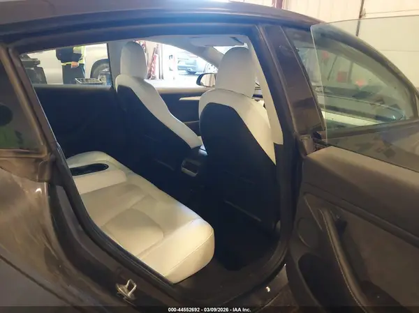 5YJ3E1EA5MF018653 2021 TESLA MODEL 3 - Image 8
