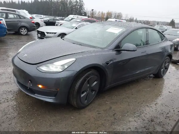 5YJ3E1EA5MF023481 2021 TESLA MODEL 3 - Image 2
