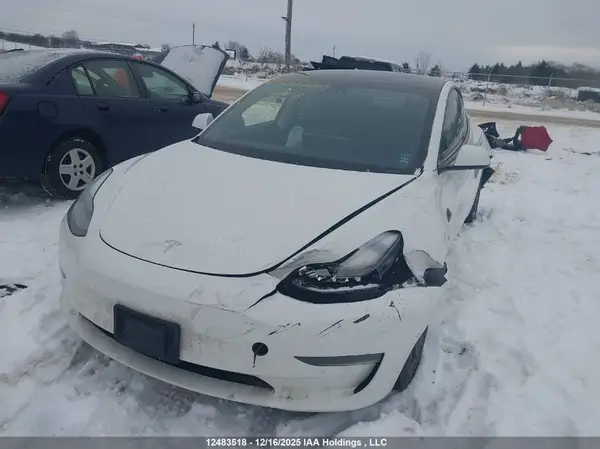 5YJ3E1EA5MF027143 2021 TESLA MODEL 3 - Image 2