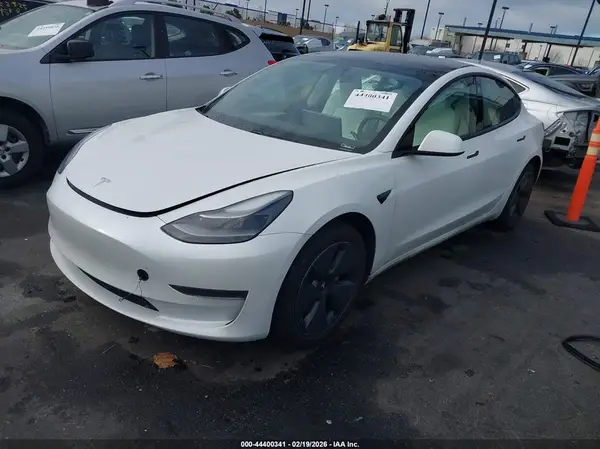 5YJ3E1EA5MF066038 2021 TESLA MODEL 3 - Image 2