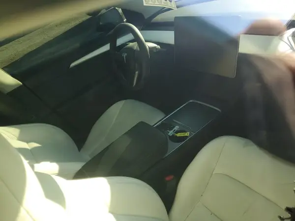 5YJ3E1EA5MF074558 2021 TESLA MODEL 3 - Image 8