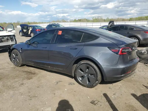 5YJ3E1EA5MF087892 2021 TESLA MODEL 3 - Image 2