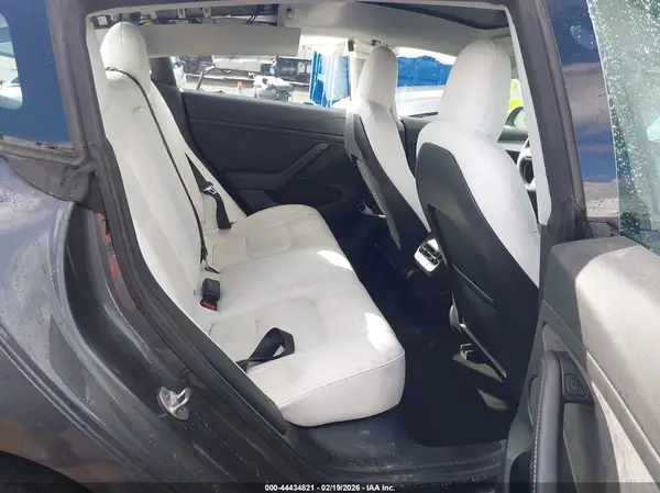 5YJ3E1EA5MF088542 2021 TESLA MODEL 3 - Image 8
