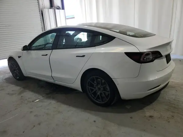 5YJ3E1EA5MF089643 2021 TESLA MODEL 3 - Image 2