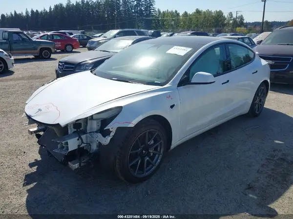5YJ3E1EA5MF098021 2021 TESLA MODEL 3 - Image 2