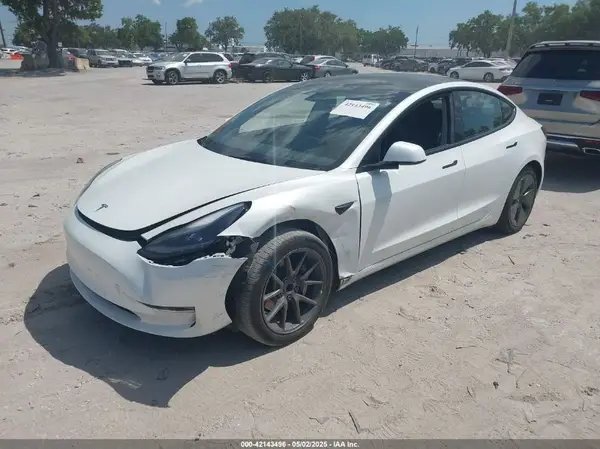 5YJ3E1EA5MF098844 2021 TESLA MODEL 3 - Image 2