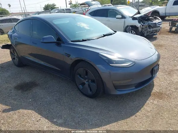5YJ3E1EA5MF099511 2021 TESLA MODEL 3 - Image 1