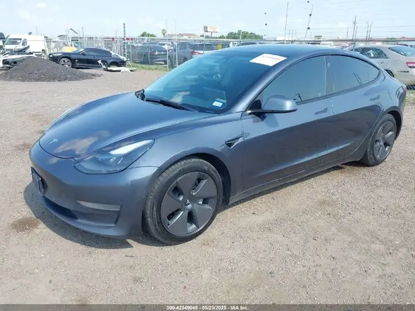 5YJ3E1EA5MF099511 2021 TESLA MODEL 3 - Image 2