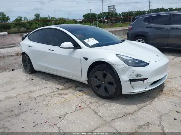 5YJ3E1EA5MF099704 2021 TESLA MODEL 3 - Image 1