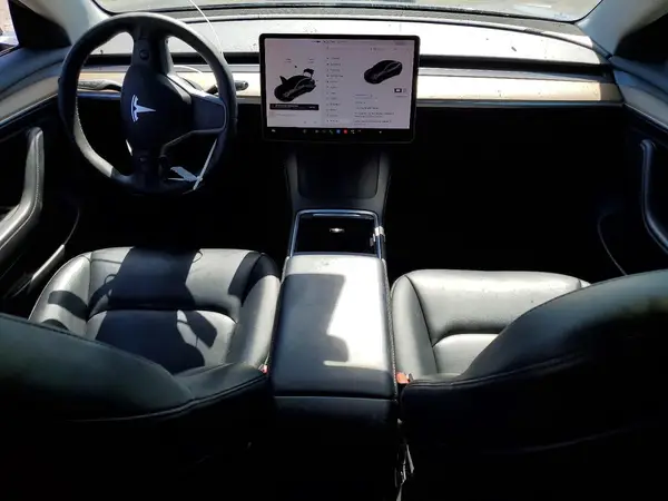 5YJ3E1EA5MF100205 2021 TESLA MODEL 3 - Image 8