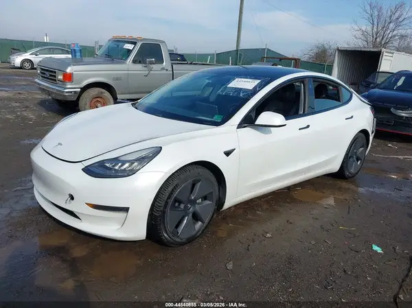 5YJ3E1EA5MF850574 2021 TESLA MODEL 3 - Image 2
