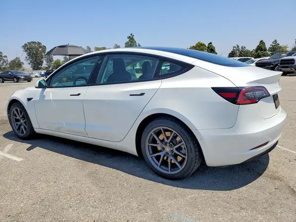 5YJ3E1EA5MF871442 2021 TESLA MODEL 3 - Image 2