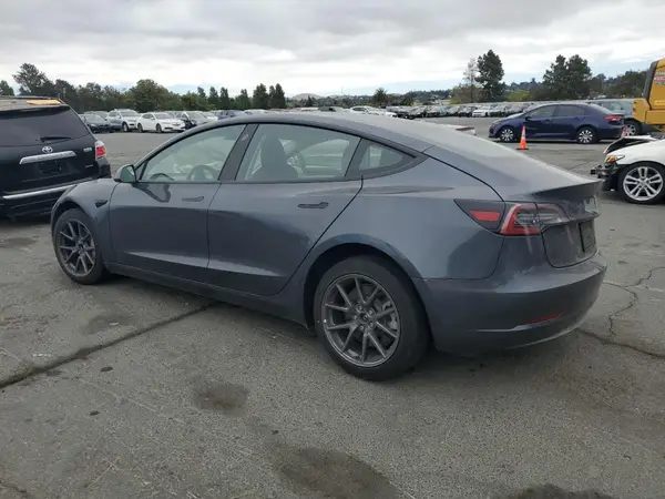 5YJ3E1EA5MF877791 2021 TESLA MODEL 3 - Image 2