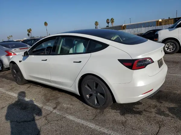 5YJ3E1EA5MF915259 2021 TESLA MODEL 3 - Image 2
