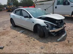5YJ3E1EA5MF915830 2021 TESLA MODEL 3