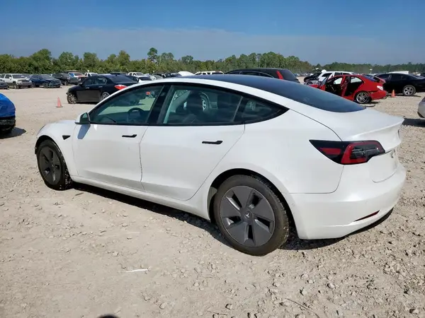 5YJ3E1EA5MF919828 2021 TESLA MODEL 3 - Image 2