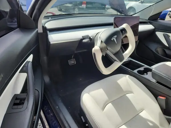 5YJ3E1EA5MF920607 2021 TESLA MODEL 3 - Image 8
