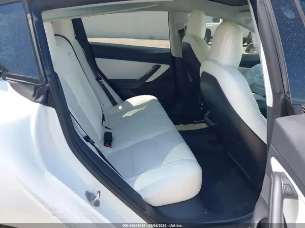 5YJ3E1EA5MF920638 2021 TESLA MODEL 3 - Image 8