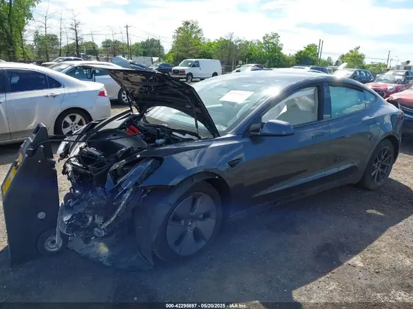 5YJ3E1EA5MF920820 2021 TESLA MODEL 3 - Image 2