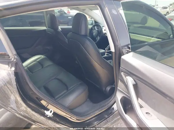 5YJ3E1EA5MF922275 2021 TESLA MODEL 3 - Image 8