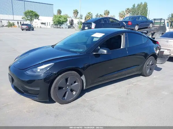 5YJ3E1EA5MF939299 2021 TESLA MODEL 3 - Image 2