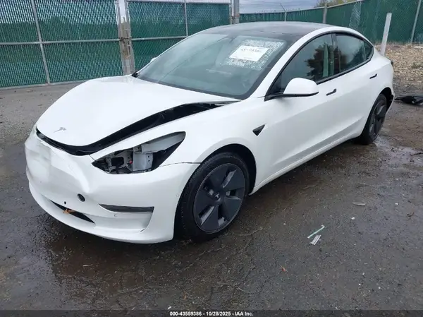 5YJ3E1EA5MF943143 2021 TESLA MODEL 3 - Image 2