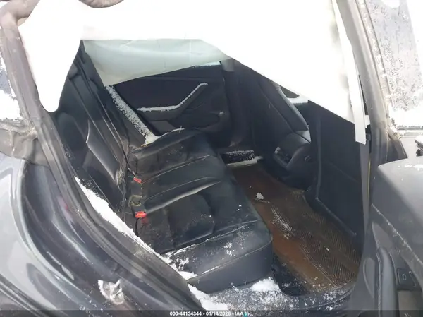5YJ3E1EA5MF961237 2021 TESLA MODEL 3 - Image 8