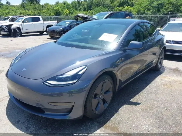 5YJ3E1EA5MF969029 2021 TESLA MODEL 3 - Image 2